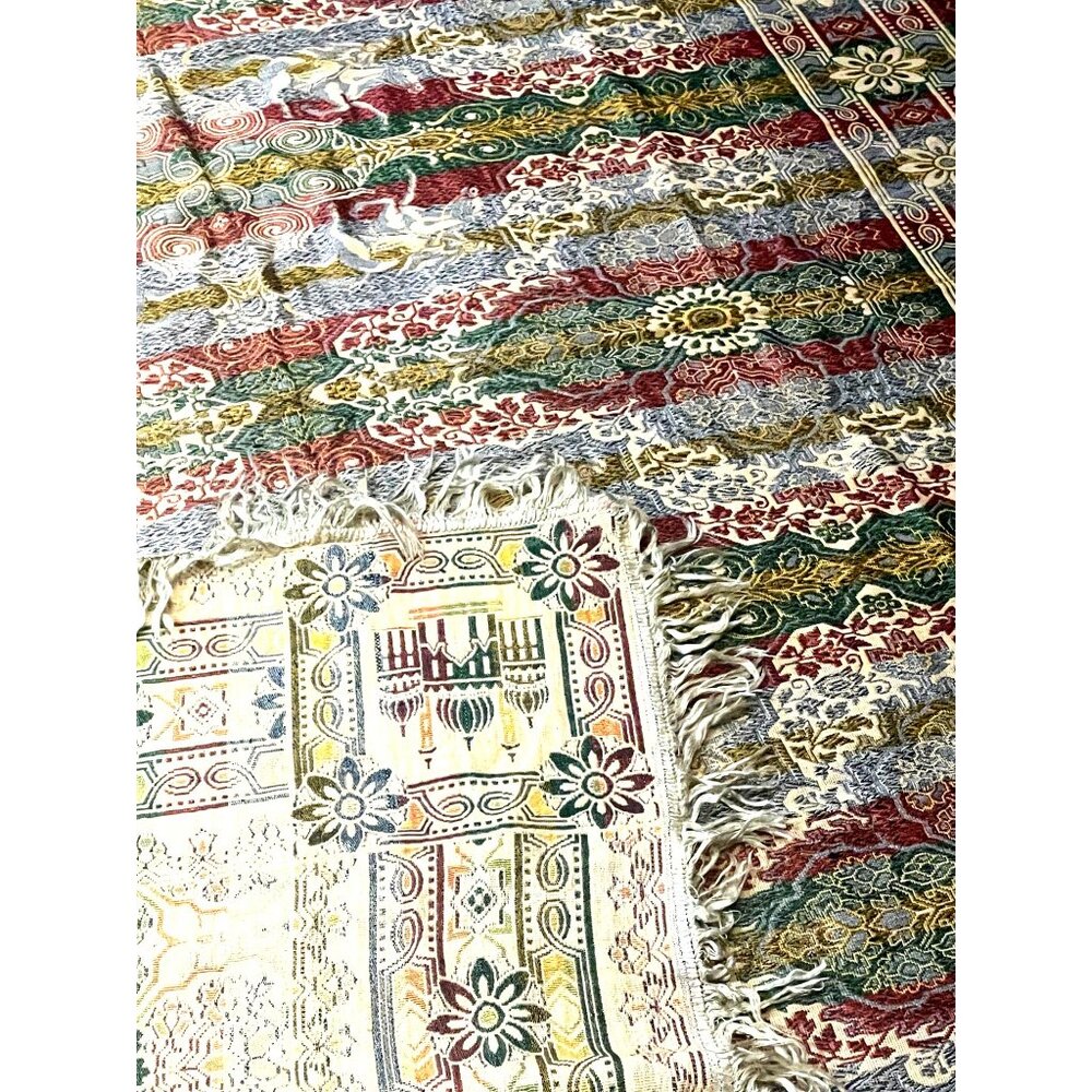 Moroccan-Inspired Woven Tapestry Rug Fringe 78x90 Made In Italy Horse Design - Picture 4 of 9